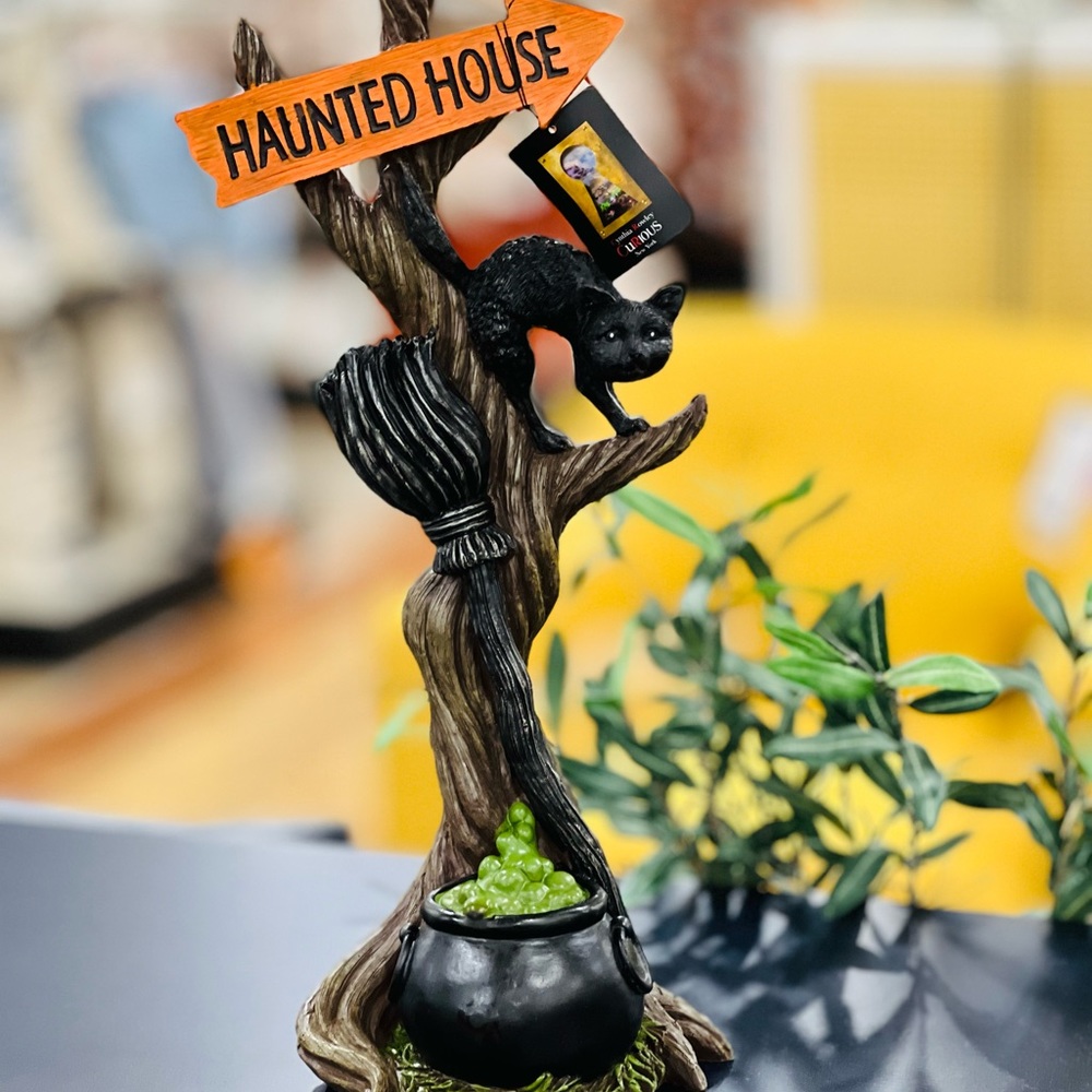cynthia rowley haunted house tree 20” tall
